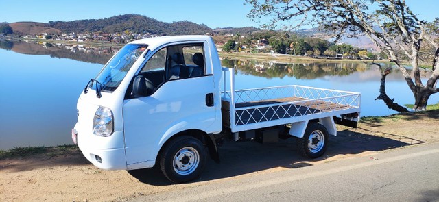 KIA BONGO RARIDADE, IMPECÁVEL.