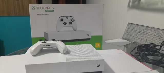 Console Xbox One S 1TB 1 Controle Sem Fio 234-00007