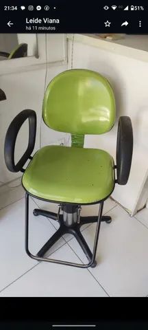 Cadeira de cabeleireiro em ótimo estado 