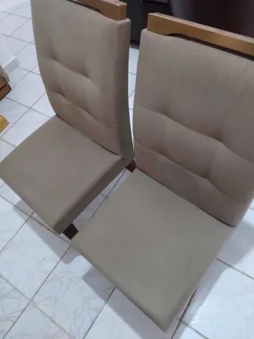 Cadeiras cor camurça 