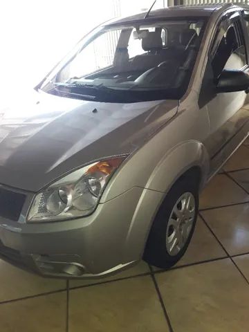 Vende-se Ford fiesta 1.0 completo 2008 - Foto 3