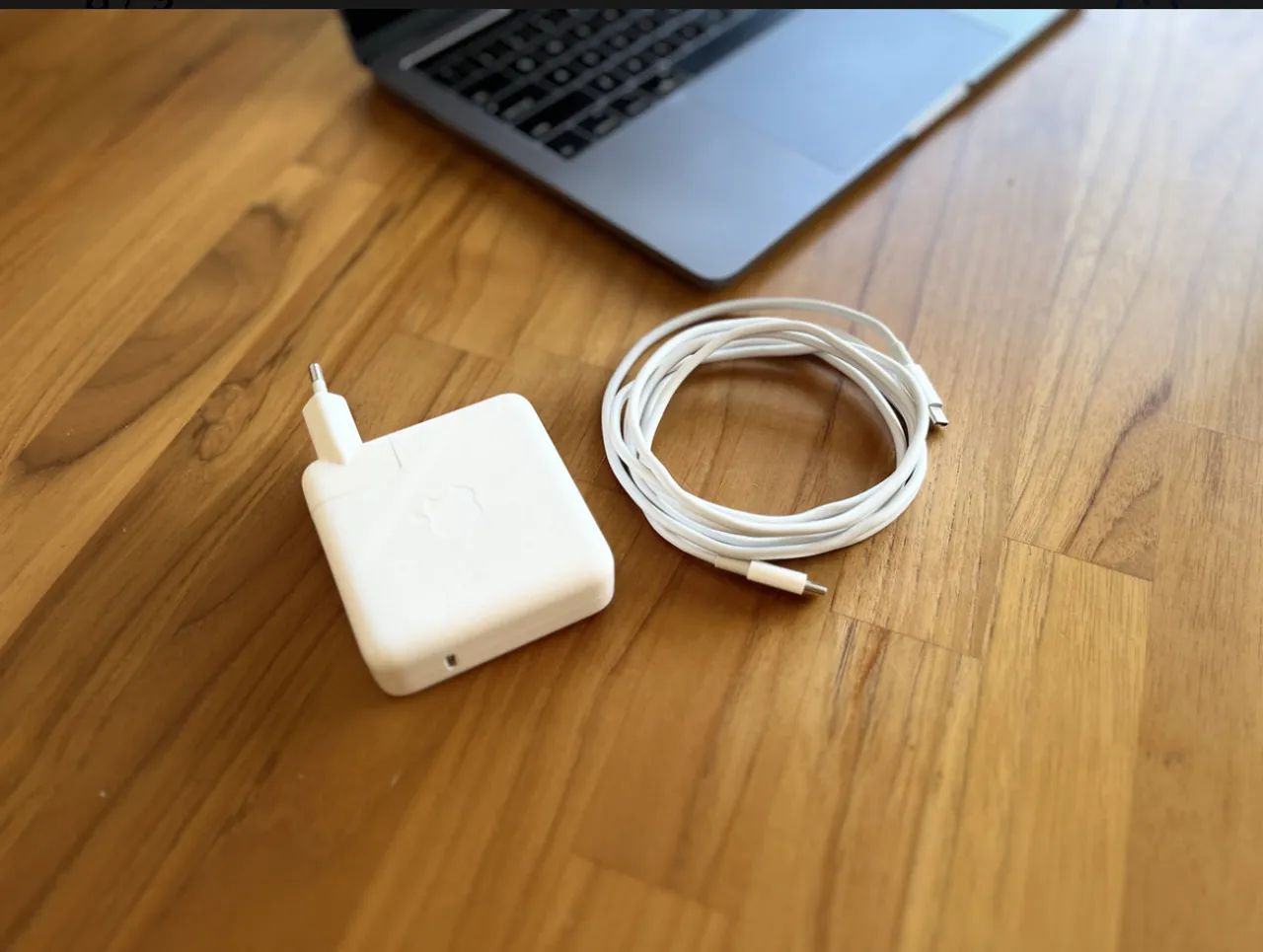 Macbook Pro 2019 - 13.3 - Cinza-espacial - 15 - 8gb - 256gb - Foto 4