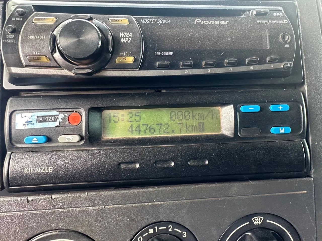 Volks Constellation 19-320 Caçamba 6x2 trucado  - Foto 9