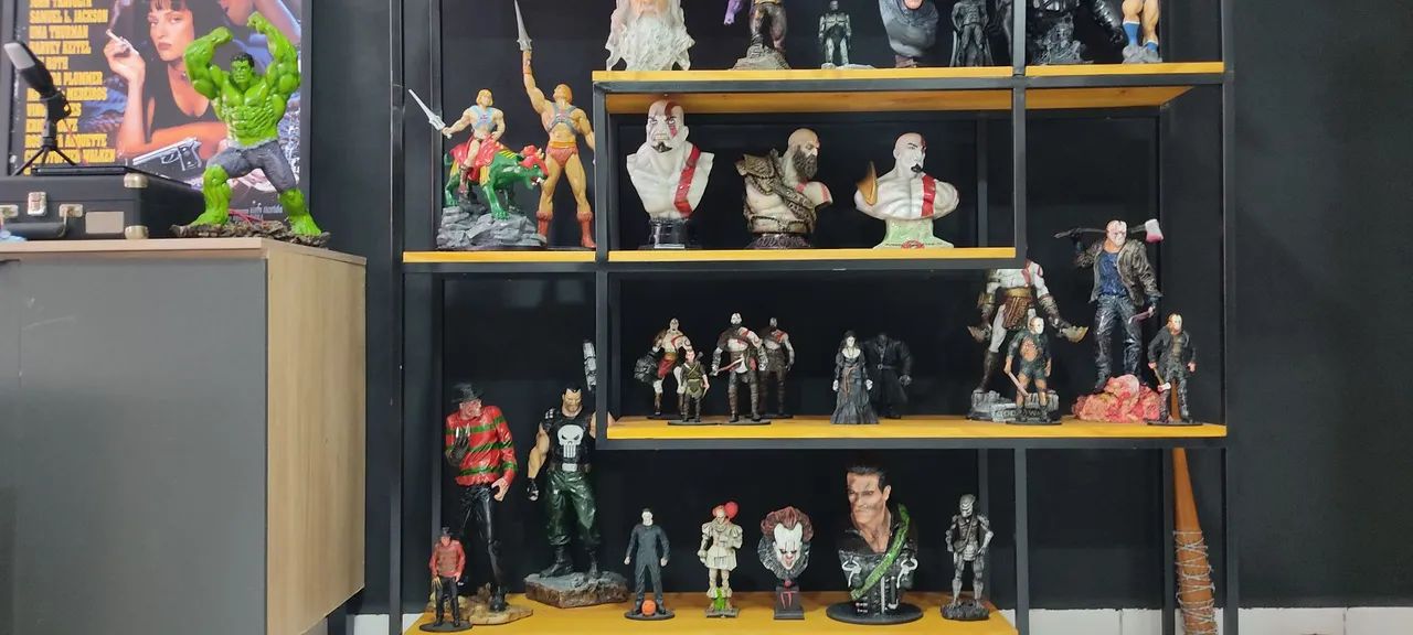Vendo coleção com 54 Action figures  - Foto 3