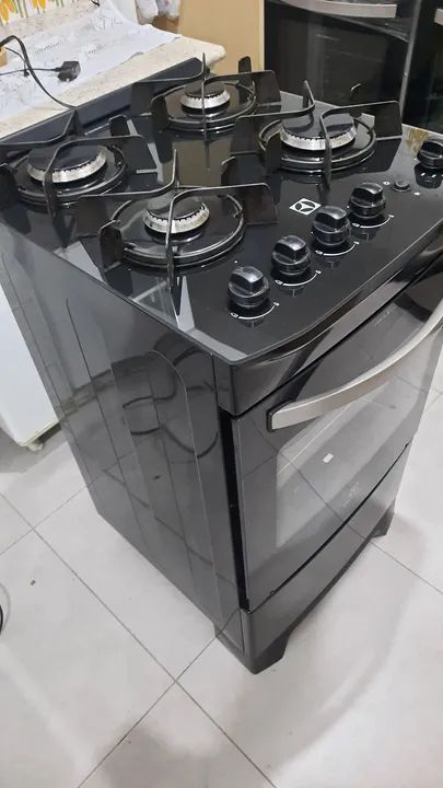 Fogão Electrolux mesa de vidro - Foto 4