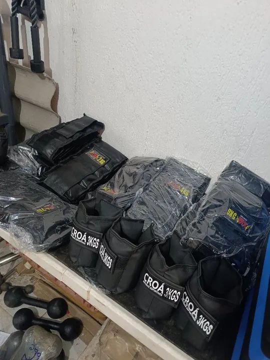 Dumbells e caneleiras novas  - Foto 2