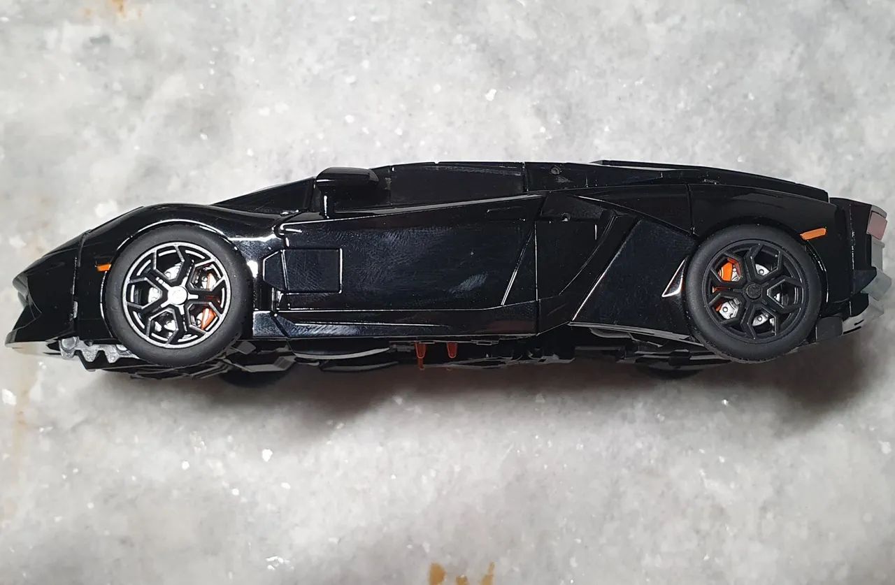 Transformers Lockdown 23cm novo with hounds - Foto 4