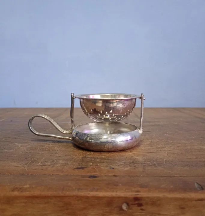 Infusor de Chá em Prata - Antigo