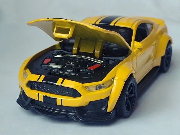 Miniatura Ford Mustang Gt 1/38