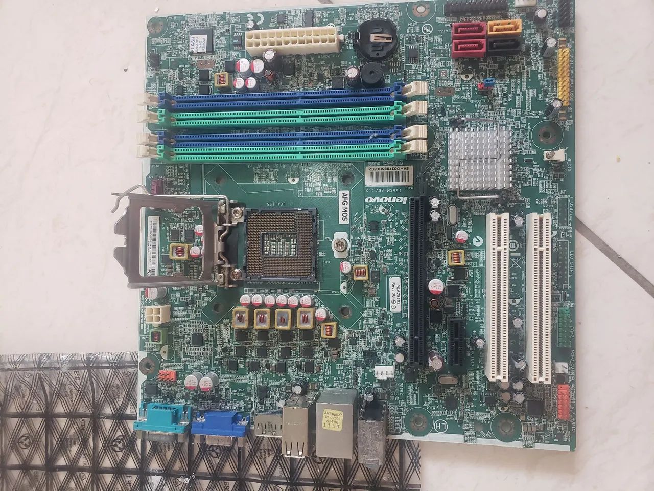 Placas mãe em curto 9° e 3° geração  - Foto 2