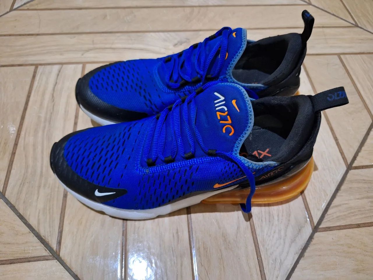 Tênis Nike Air Max 270 - Azul e Laranja - Foto 2