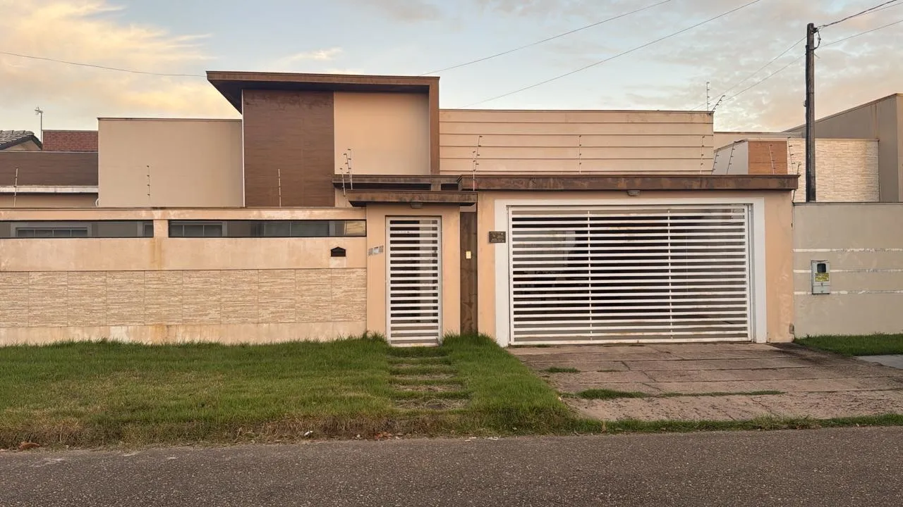 Casa disponível para venda