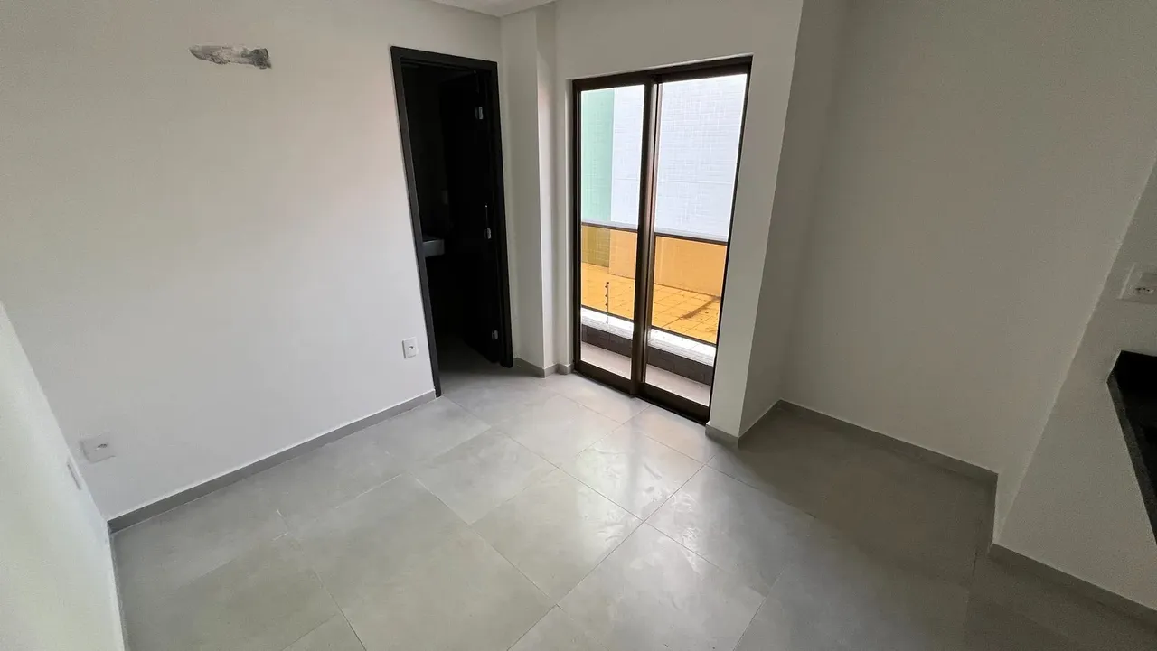 FLAT A 100m da PRAIA DO BESSA