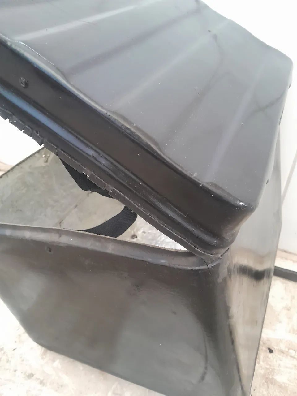 Baú de fibra 60 litros
