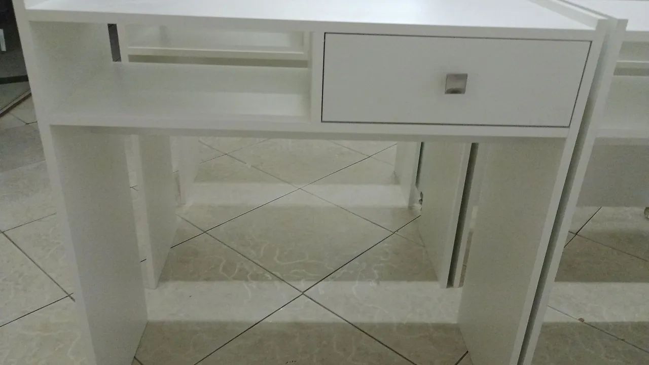 Mesa manicure com 01 gaveta - Foto 2