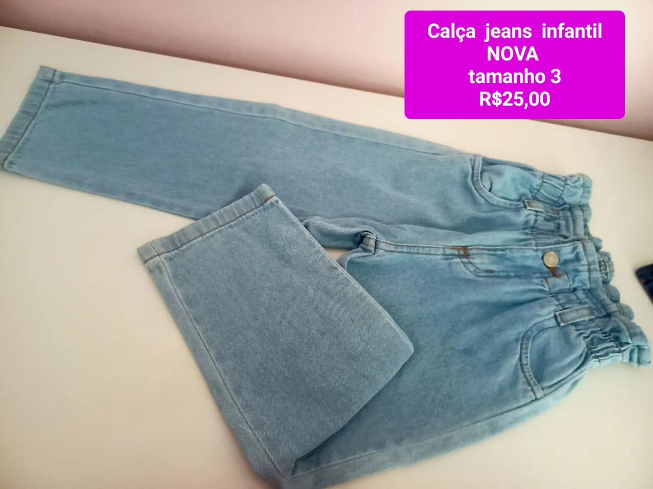 Calça jeans infantil menina tamanho 03anos.
