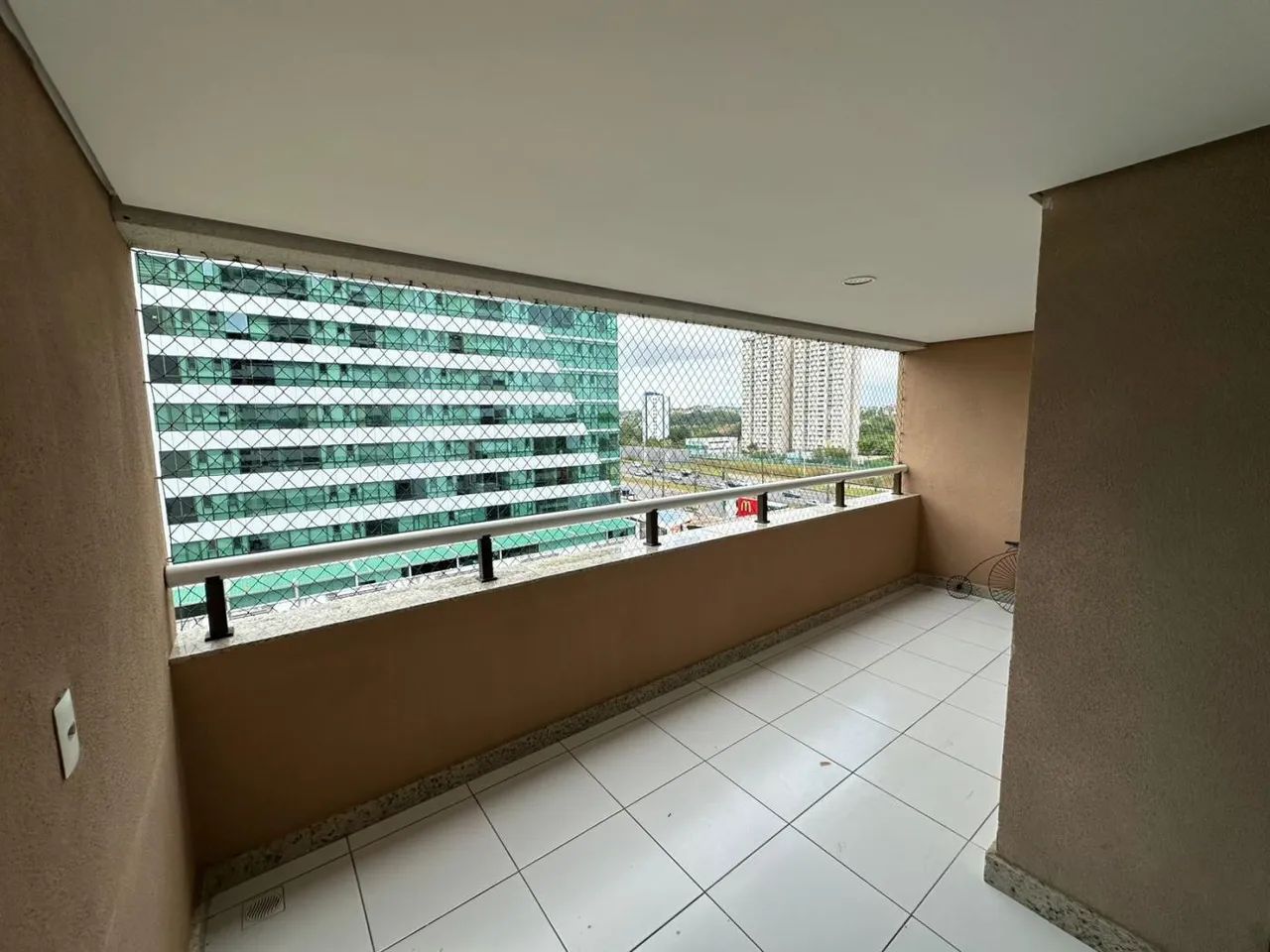 Apartamento 1 Quarto para Venda em Salvador, Paralela, 1 dormitório, 1 banheiro, 1 vaga - Foto 2