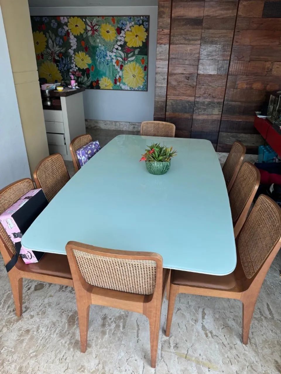 Mesa de madeira, Tampo de vidro