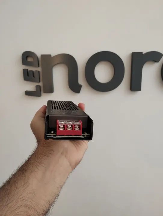 Fonte de Alimentação LED 600W 12V 50A - Foto 2