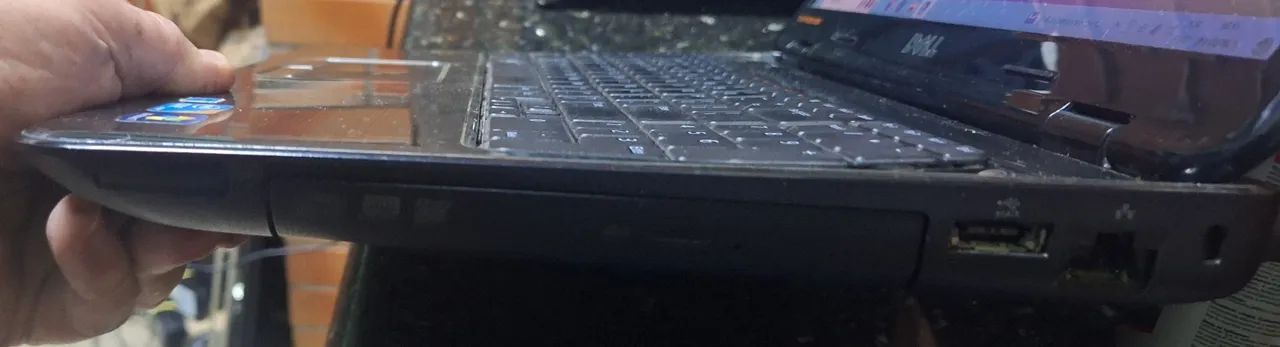 Dell Inspiron N5010 i5, SSD 120GB, 6GB RAM - Só funciona na tomada. - Foto 4