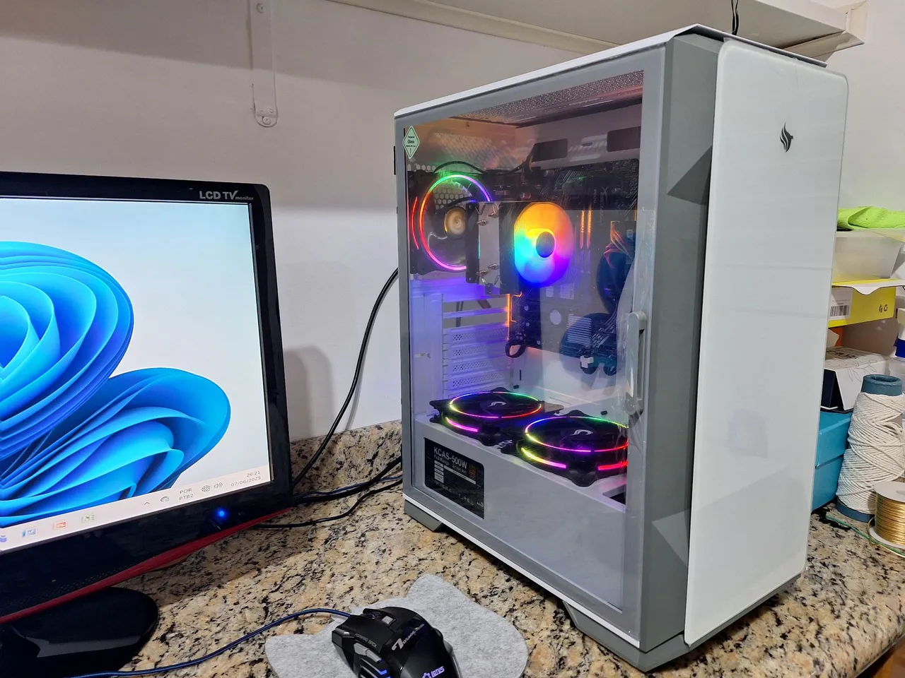 PC Gamer i3 10100 Décima Geração com Vídeo Integrado+Placa Asus Prime H410M-E+16 Ram DDR4