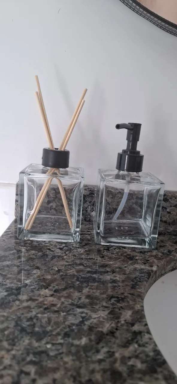 Aromatizador de ambiente + Dispensador de sabão líquido (De Vidro)