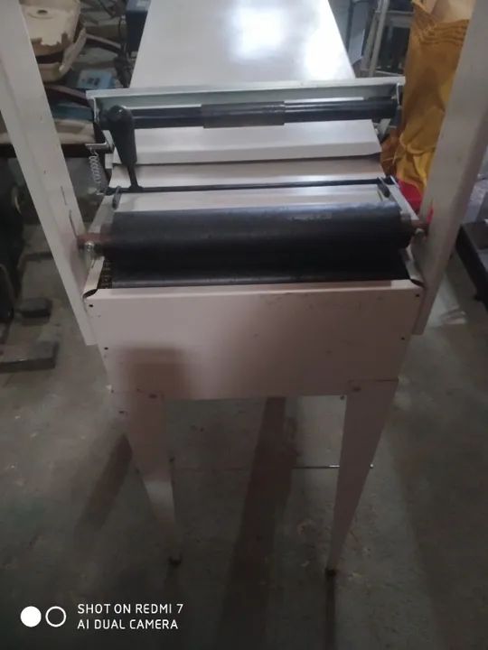 Máquina para fabricar fraldas R$ 4,500,00 302v - Foto 2