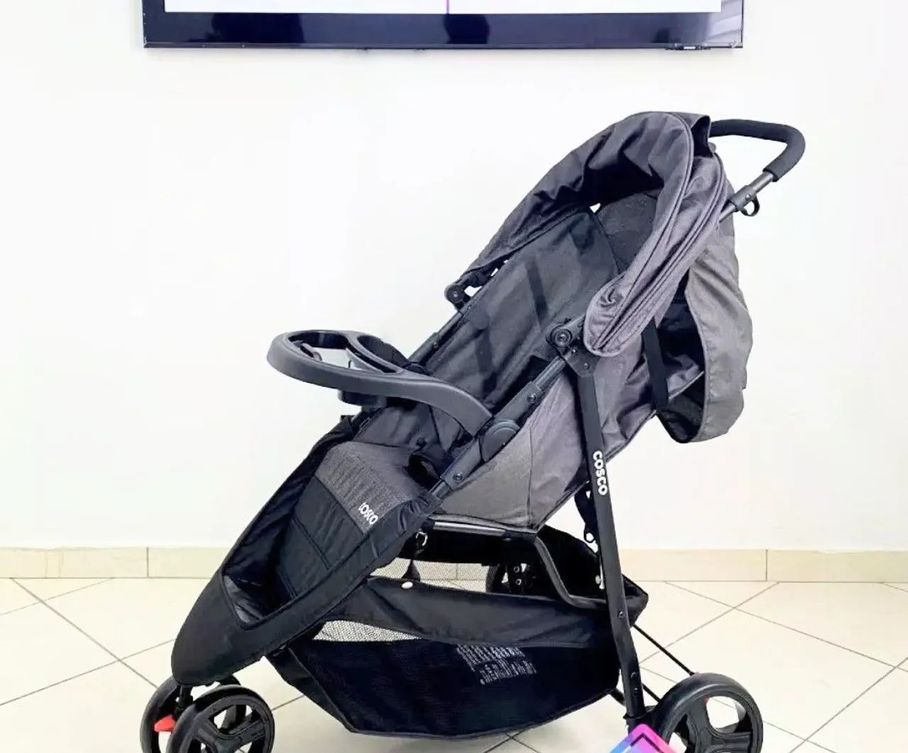 Carrinho + bebê conforto ( semi novo) - Foto 2