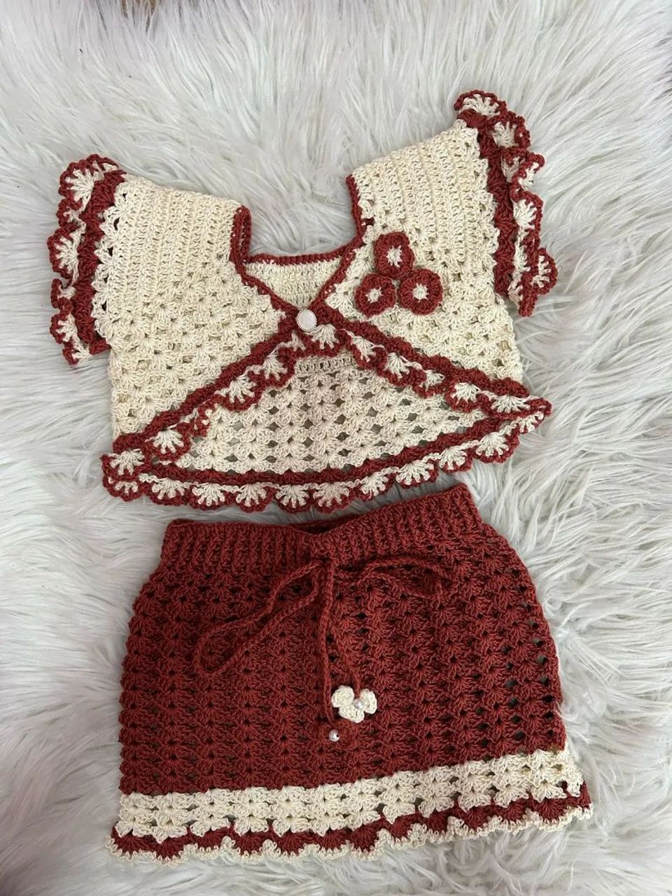 Conjunto Crochê Bebê - Blusa e Saia