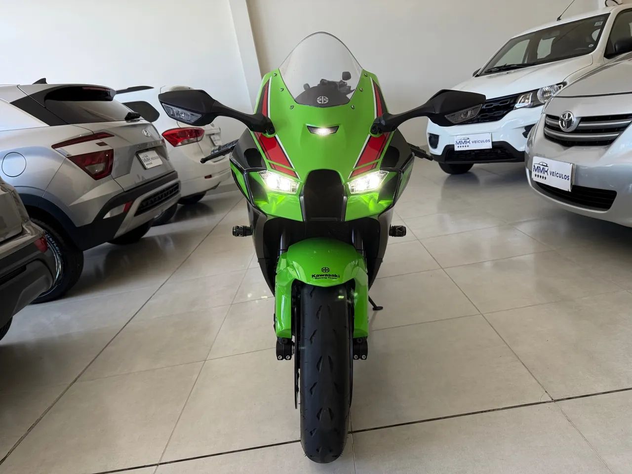 Kawasaki Zx-10/ Zx-10r 1000cc 2023 - 1403698768 | OLX