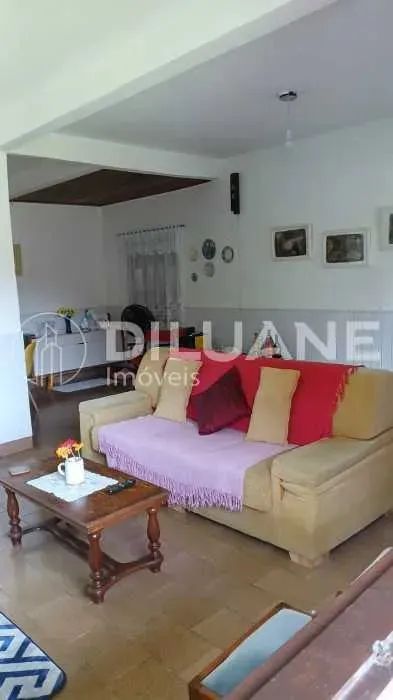 Casa de rua : Duplex / Residencial / Frade (Cunhambebe) - Foto 5