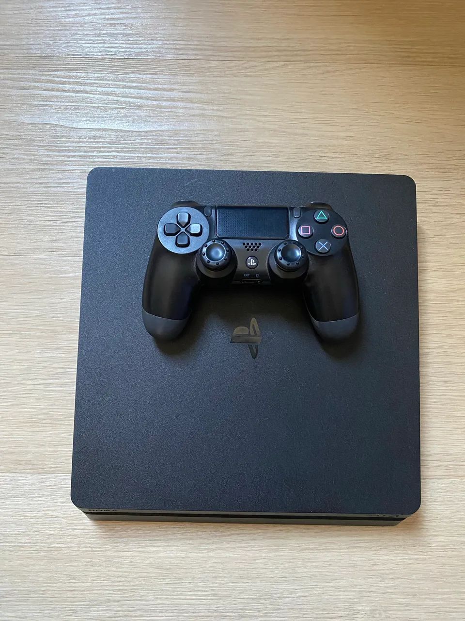 Ps4 seminovo 1 TB