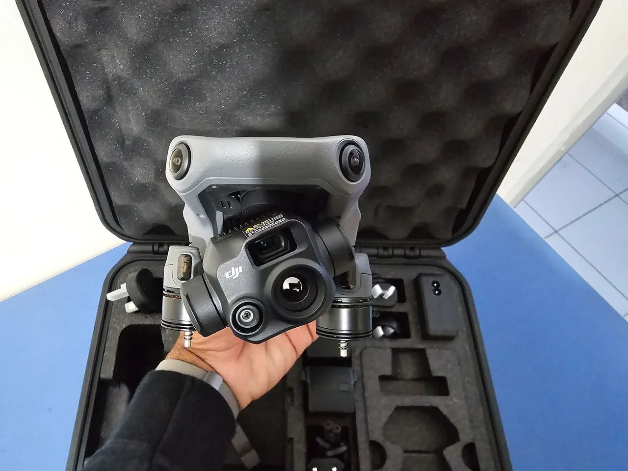 Drone DJI Mavic 3 Enterprise - Foto 3