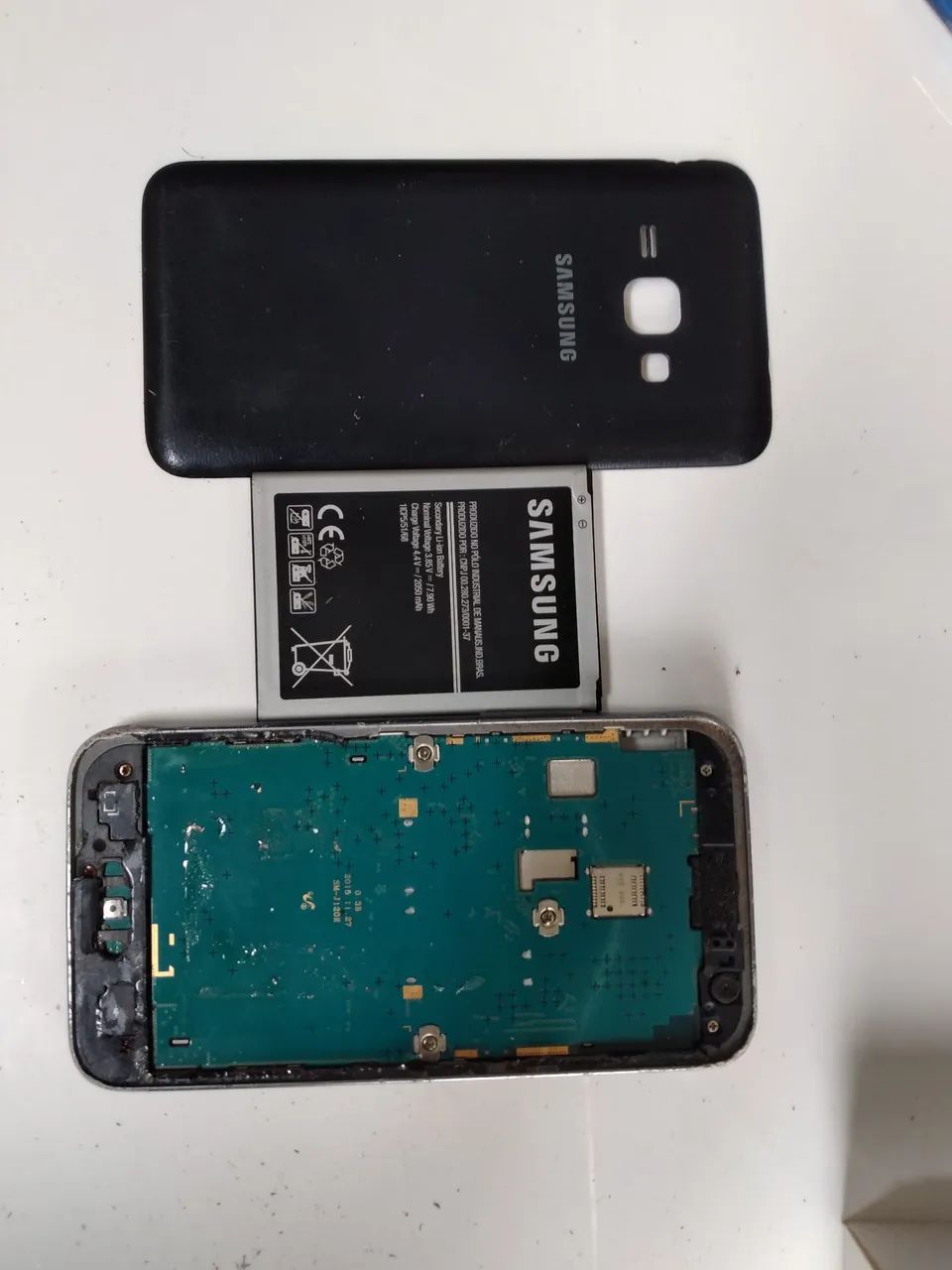 Placa ea carcaça com bateria do celular Samsung j120H está funcionando  - Foto 2
