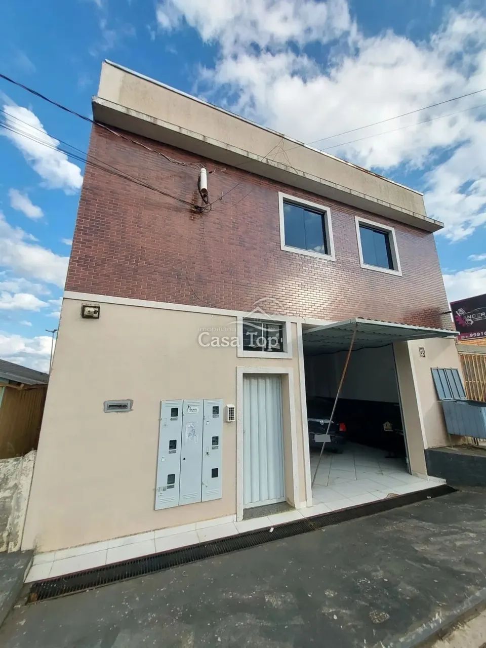 Imóvel comercial e residencial à venda Uvaranas