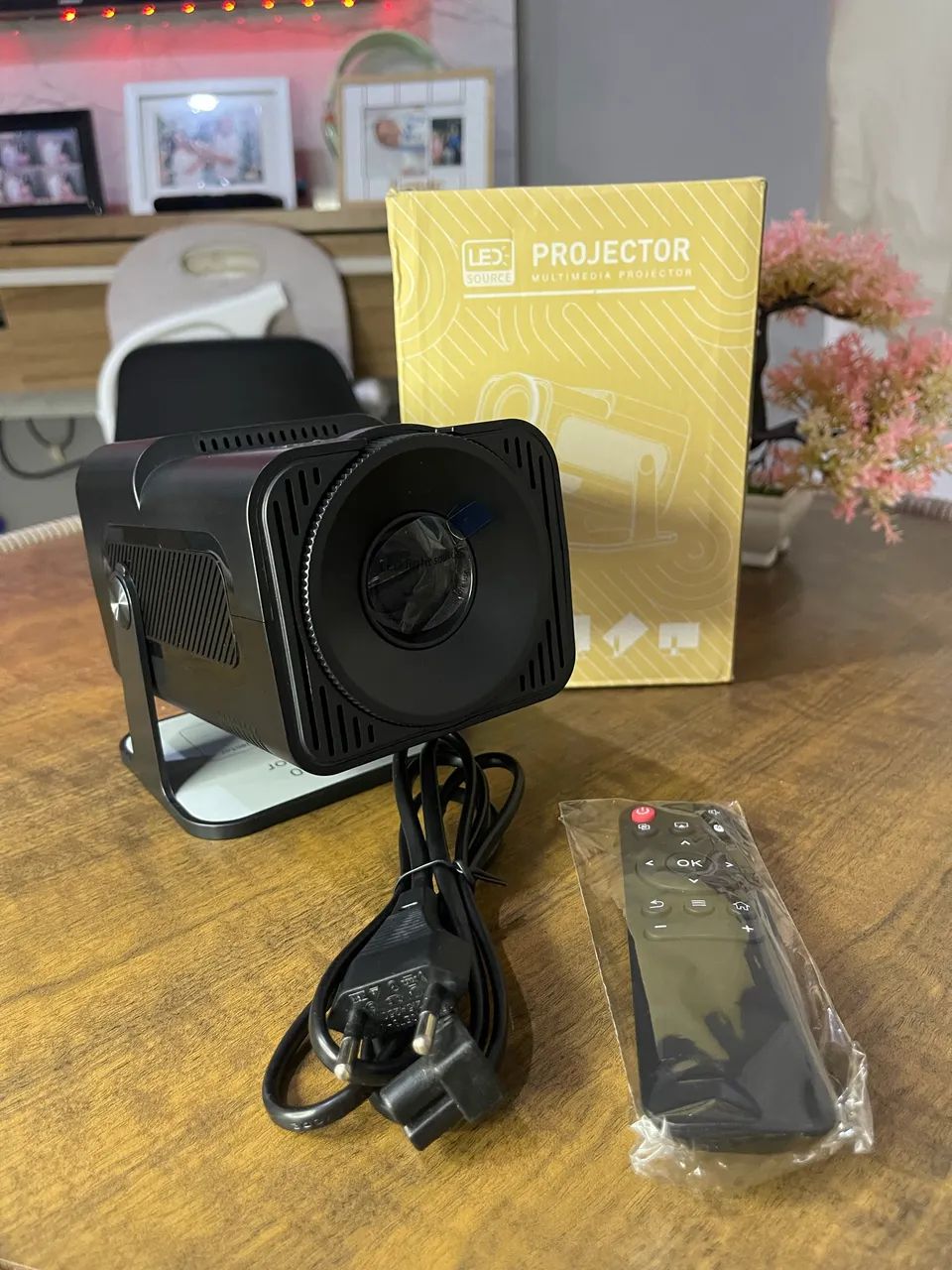 Projetor Hy320 Android FULL HD WI-FI Bluetooth  - Foto 2