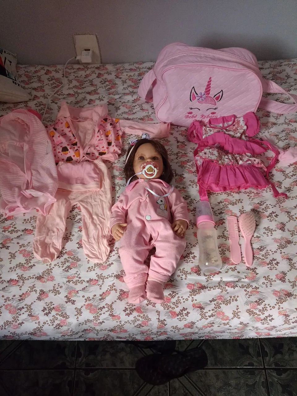 Boneca Reborn Realista - Bebê Menina - Foto 5