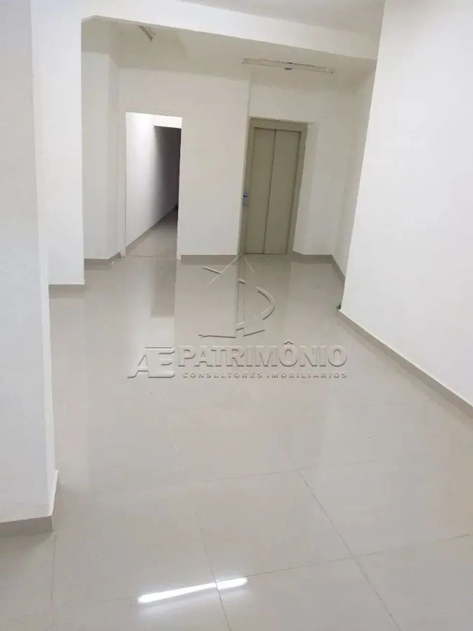 PRÉDIO, Bairro Centro - Foto 2