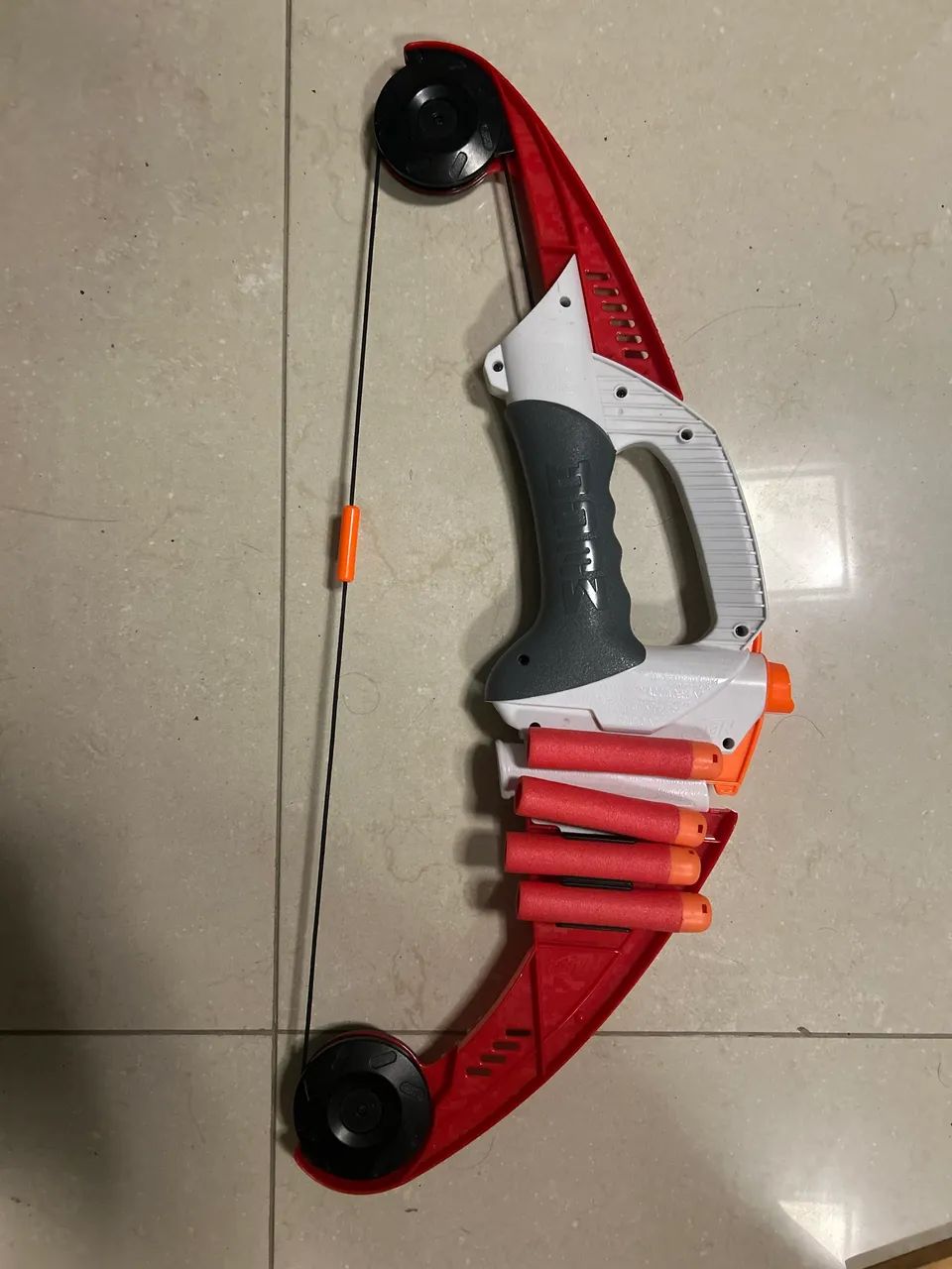 Nerf Mega Lightning Bow  - 4 dardos 