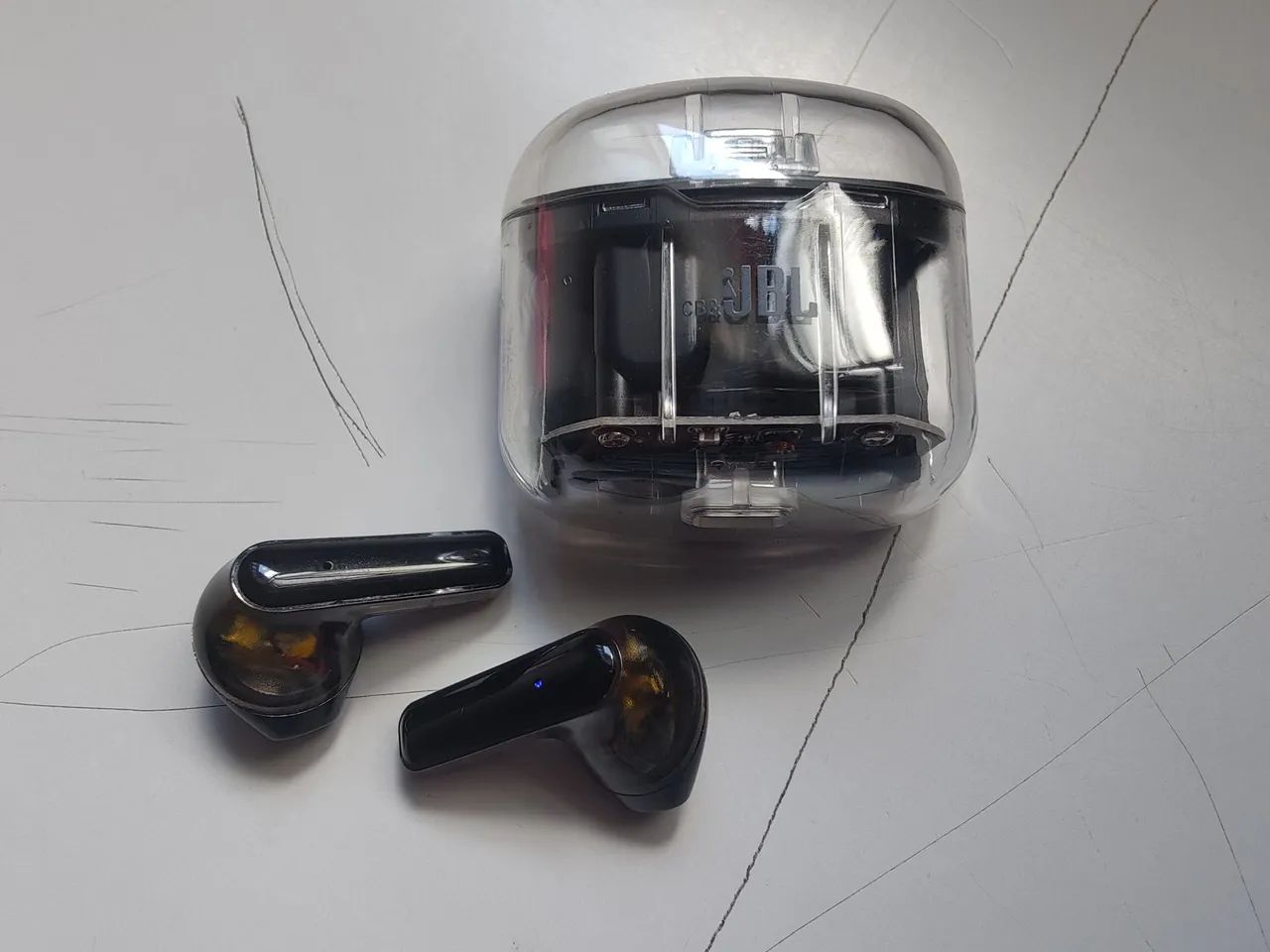 Fone de Ouvido bluetooth JBL tws translúcido  - Foto 4