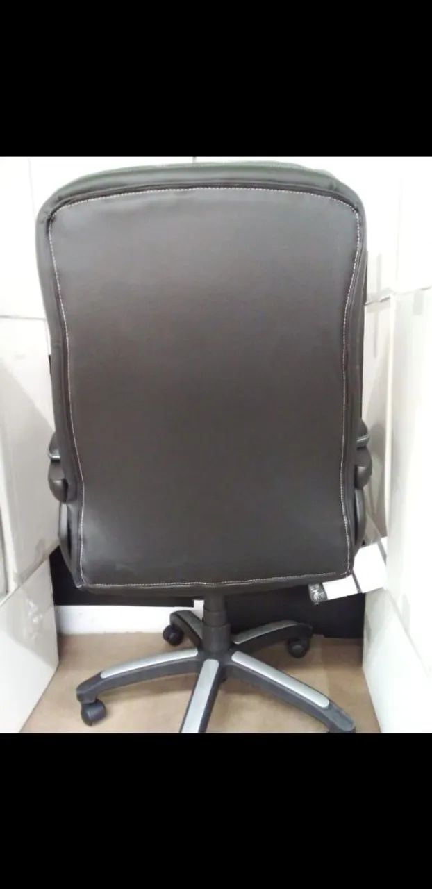CADEIRA PRESIDENTE ACOLCHOADO NOVO - Foto 4