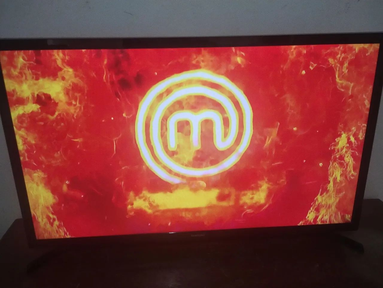 TV Smart Samsung com Netflix e YouTube 32 polegada  - Foto 5