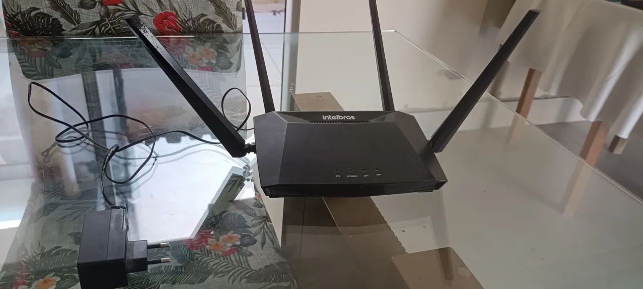Intelbras Router with 4 Antennas64617710106371120