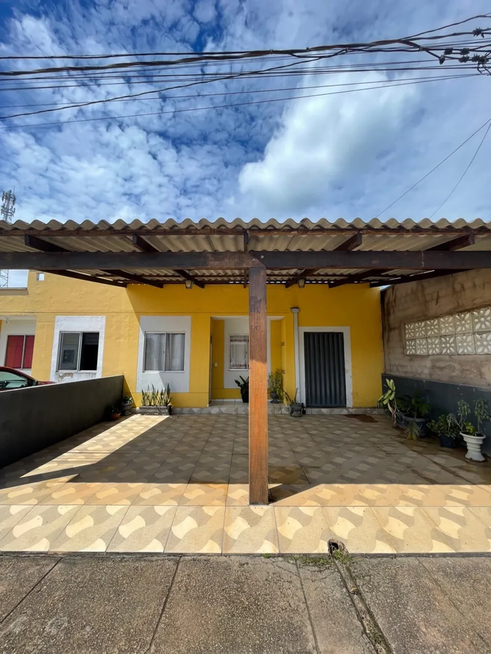 Casa mobiliada para locação no Bairro Novo!