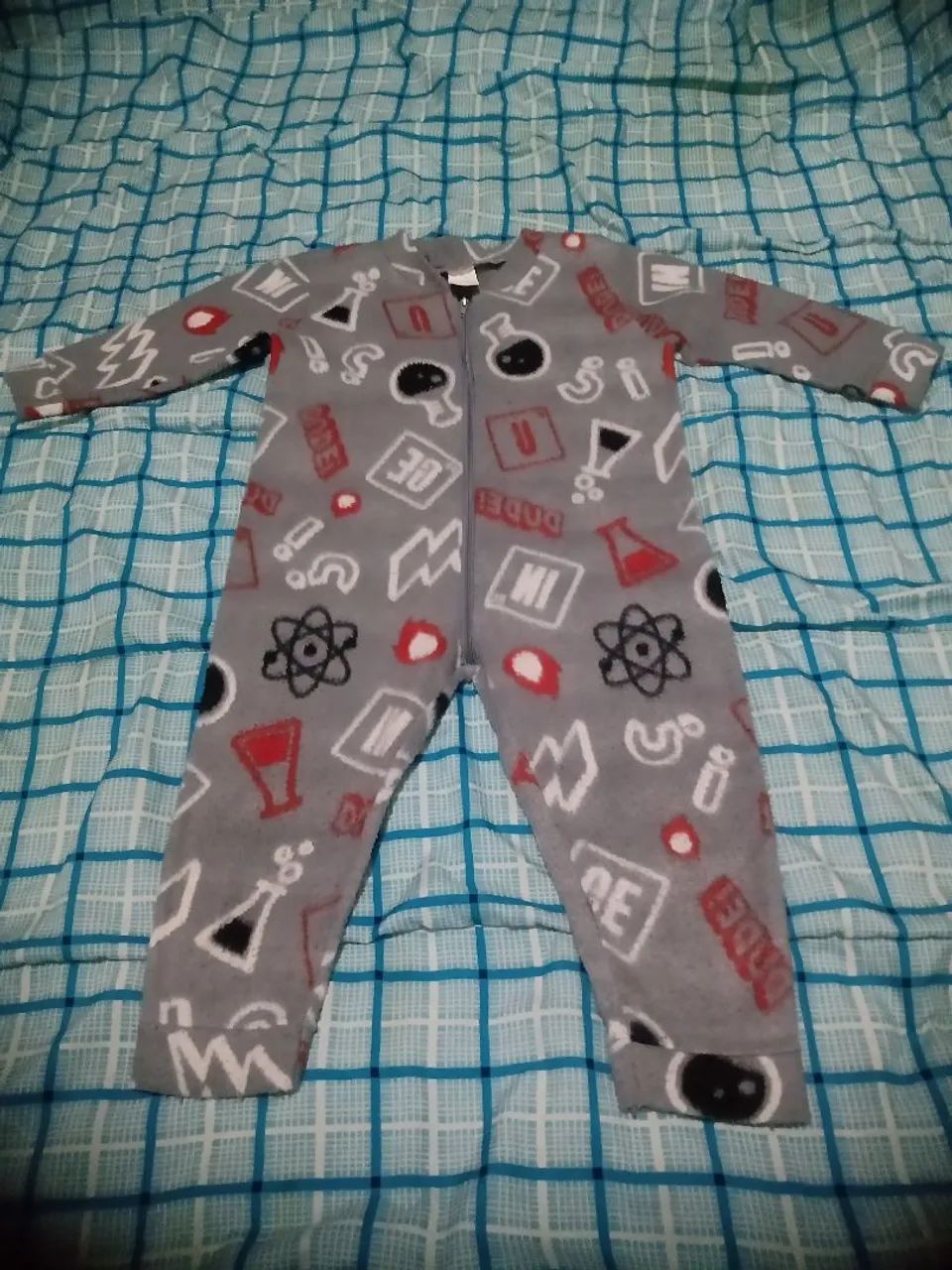 Lote de Roupa de Menino Tamanho 2 e 3 Anos  - Foto 4