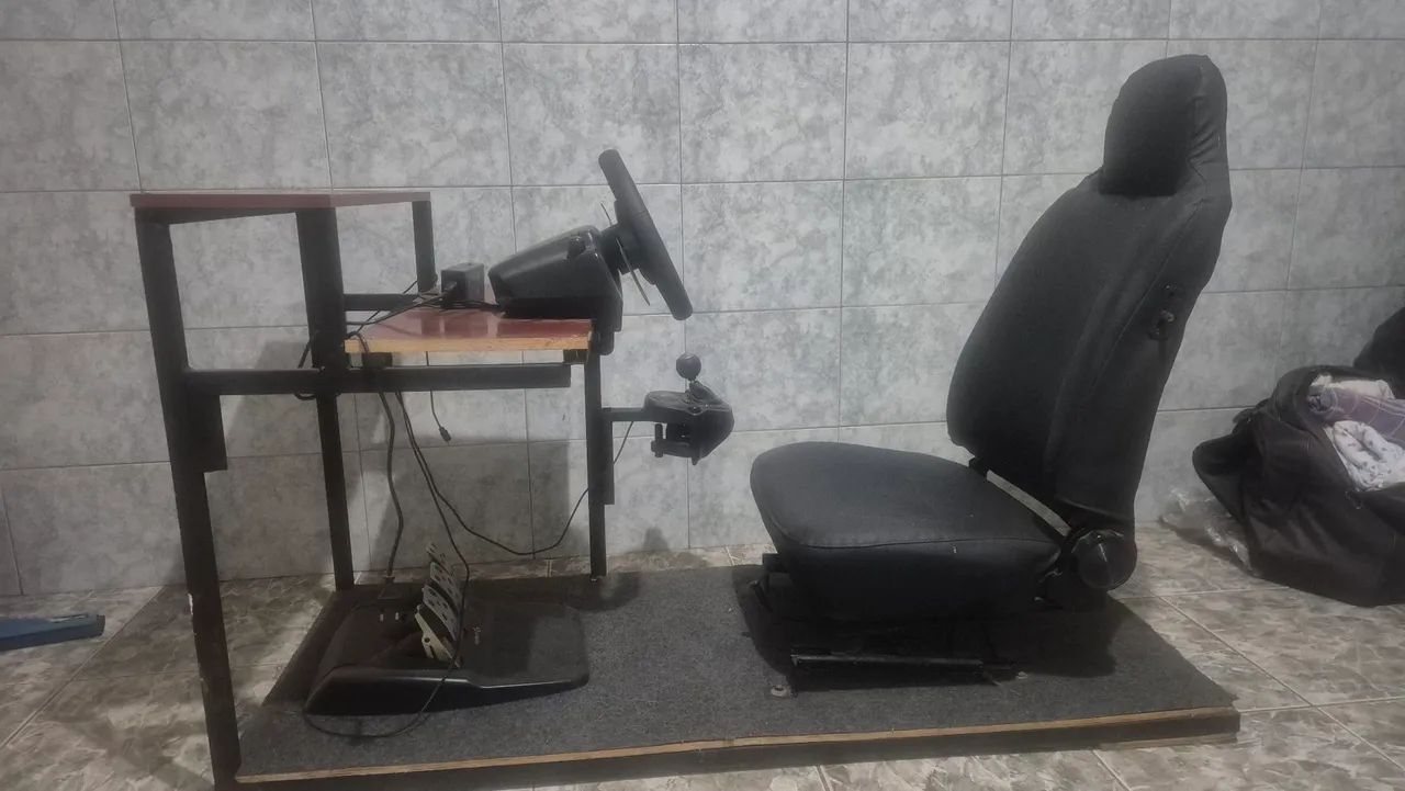 Volante Logitech G29 com cockpit - Foto 2