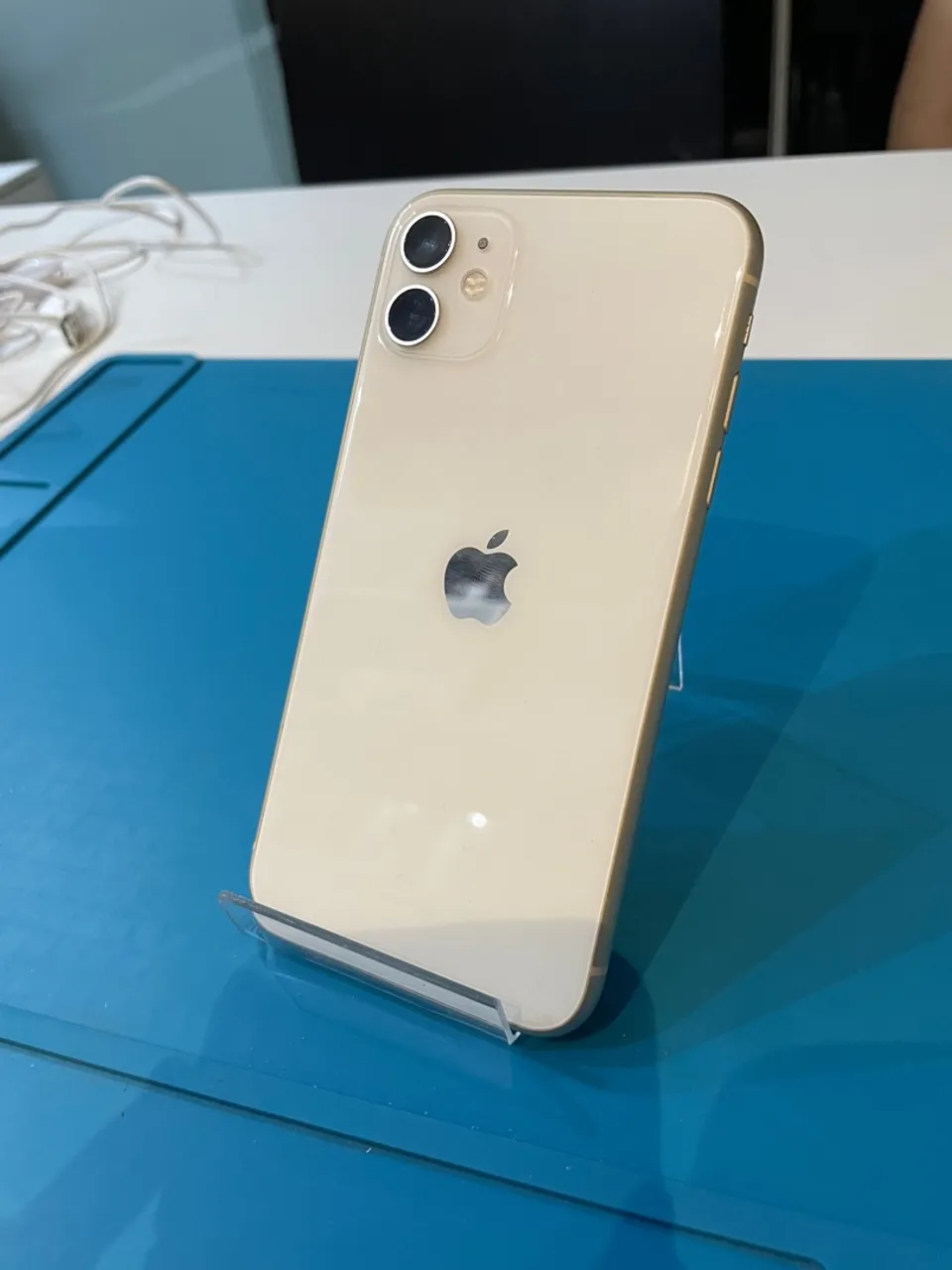 iPhone 11 128gb branco