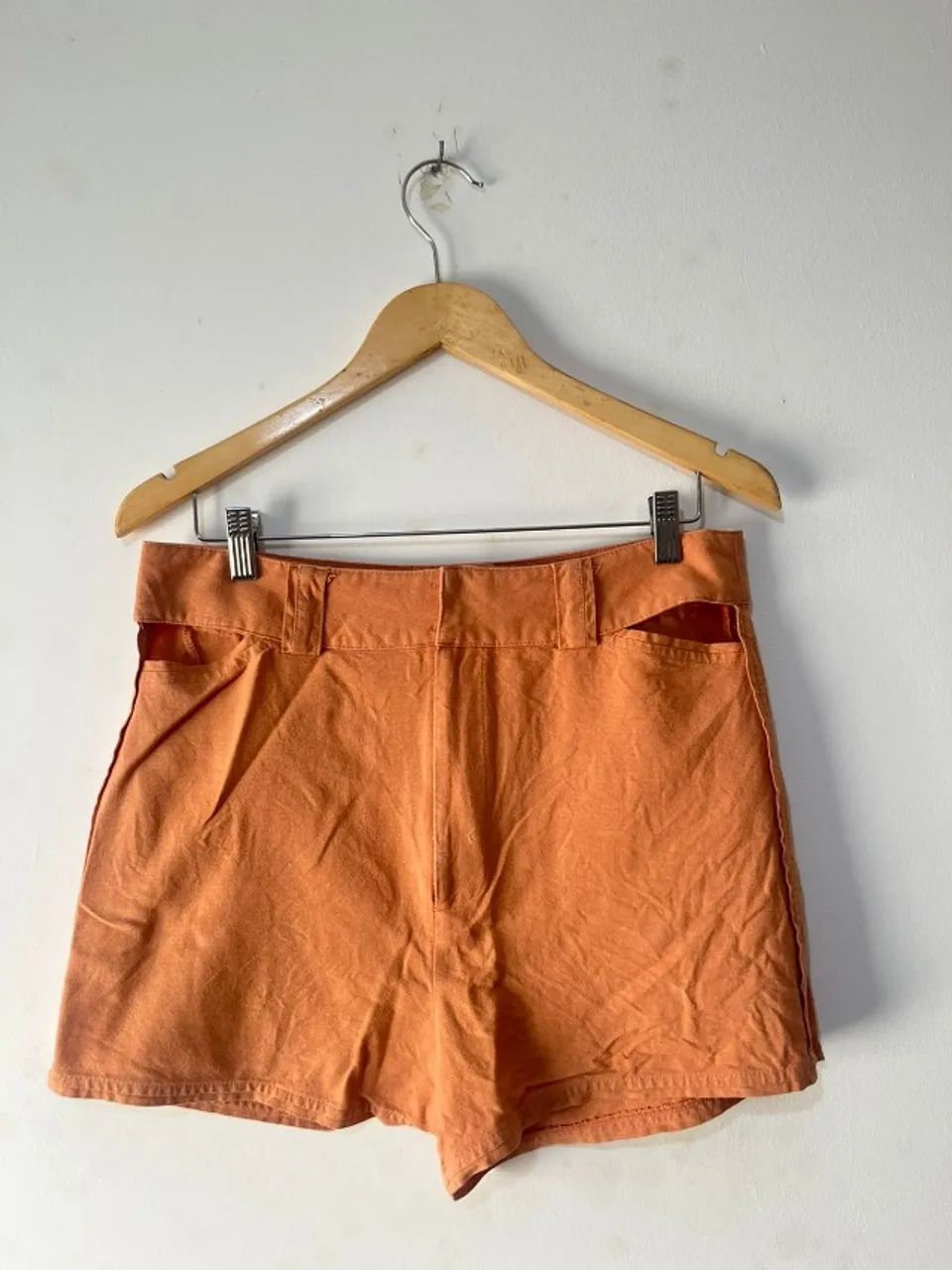 Shorts Laranja