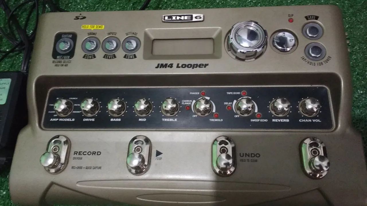 Jm4 LINE 6( looper e multi efeitos)64308480442881121