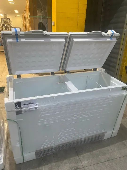 Freezer horizontal dupla ação- 2 anos de garantia - 503 litros -2 tampas - Foto 2